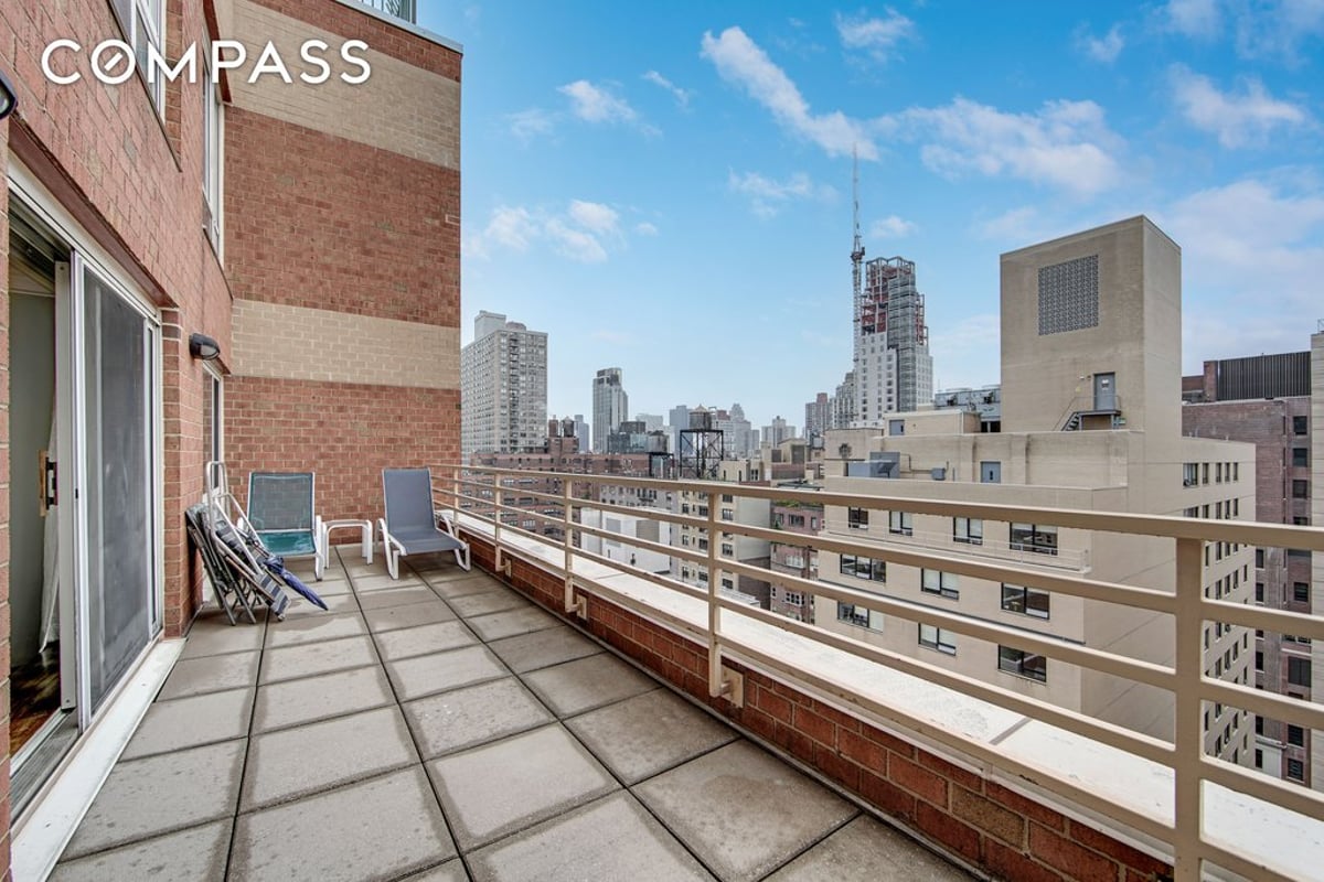 Photo for The Richmond Condominium - 201 East 80th Street Condominium in Yorkville, Manhattan