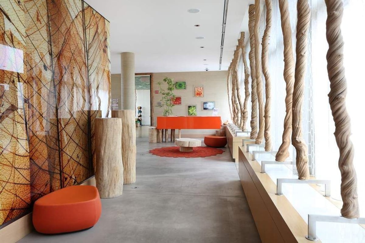 Photo for Manhattan House - 200 East 66th Street Condominium in Upper East Side, Manhattan