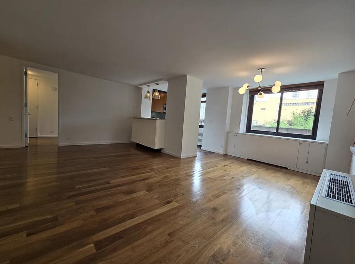 Photo for 515 East 72 - 515 East 72nd Street Condominium in Upper East Side, Manhattan