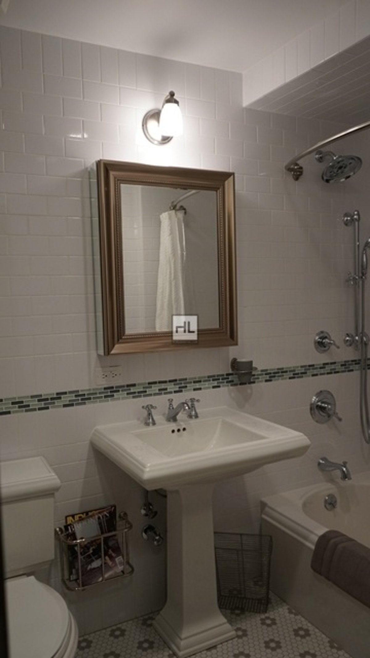 SHORT TERM, FULLY FURNISHED, BRAND NEW, BRILLIANTLY RENOVATED 1 BED, 1