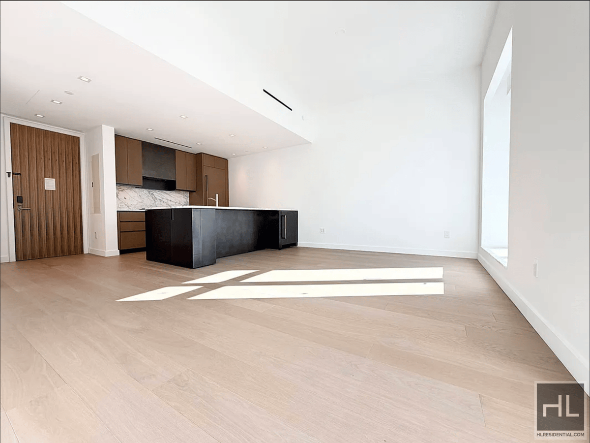 Photo for The Cortland - 555 West 22nd Street Condominium in Chelsea, Manhattan