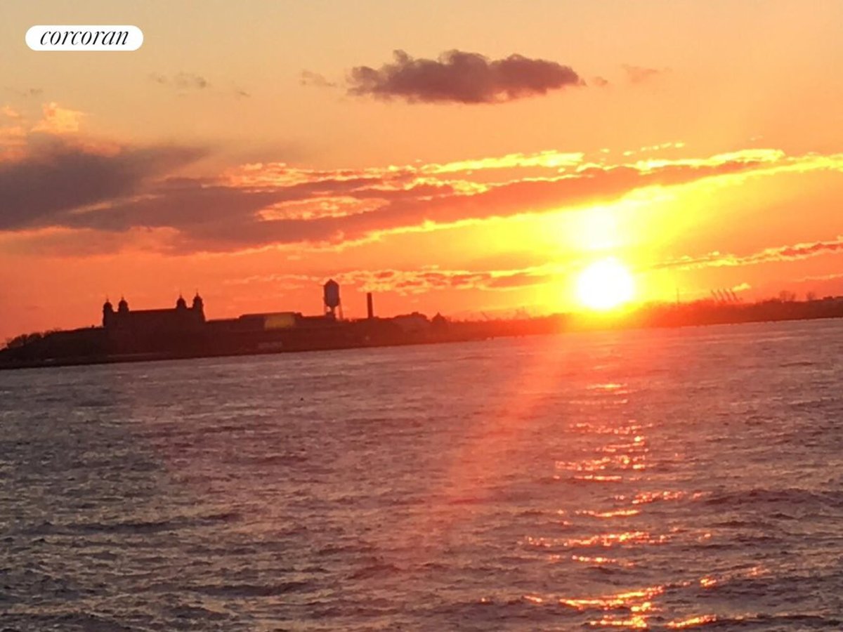 Photo for Hudson View East - 250 South End Avenue Condominium in Battery Park City, Manhattan