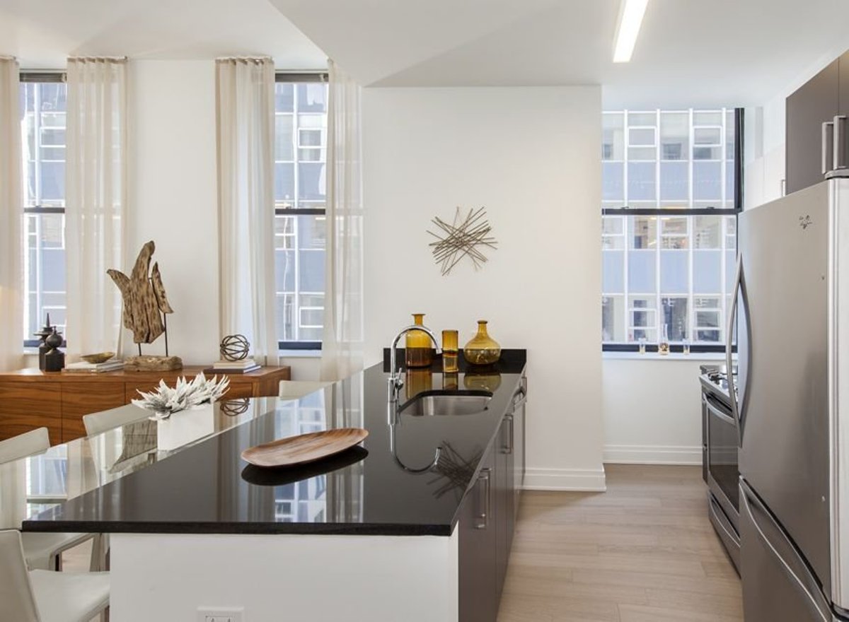 Photo for 70 Pine Street - 70 Pine Street Condominium in Financial District, Manhattan