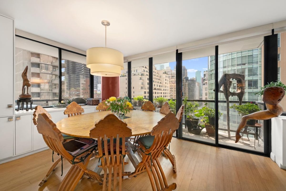 Photo for Sterling Plaza - 255 East 49th Street Condominium in Midtown East, Manhattan