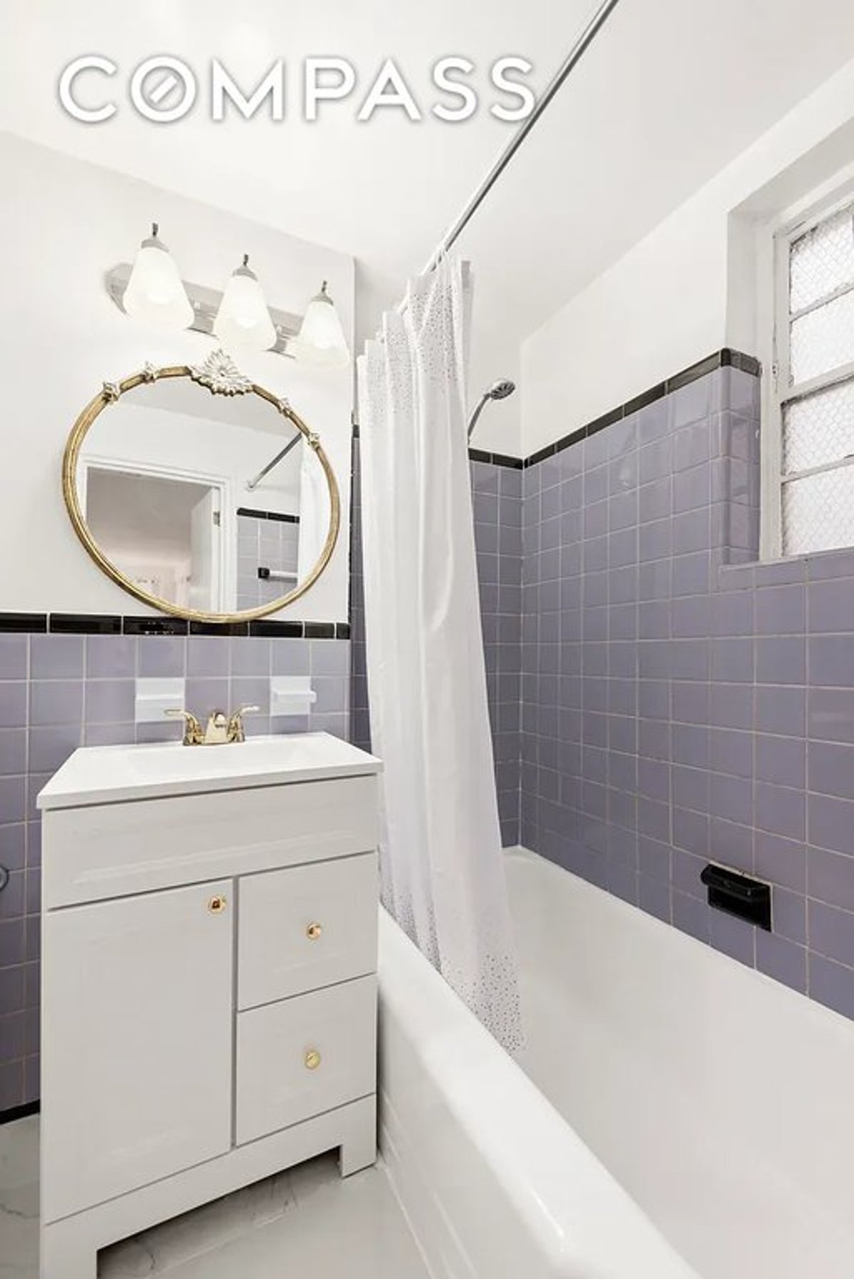 Photo for Executive House - 225 East 46th Street Condominium in Midtown East, Manhattan