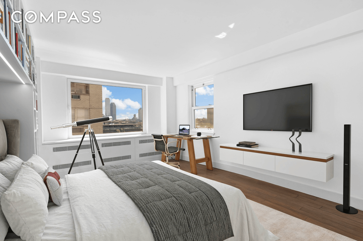 Photo for Cannon Point South - 45 Sutton Place South Cooperative in Midtown East, Manhattan