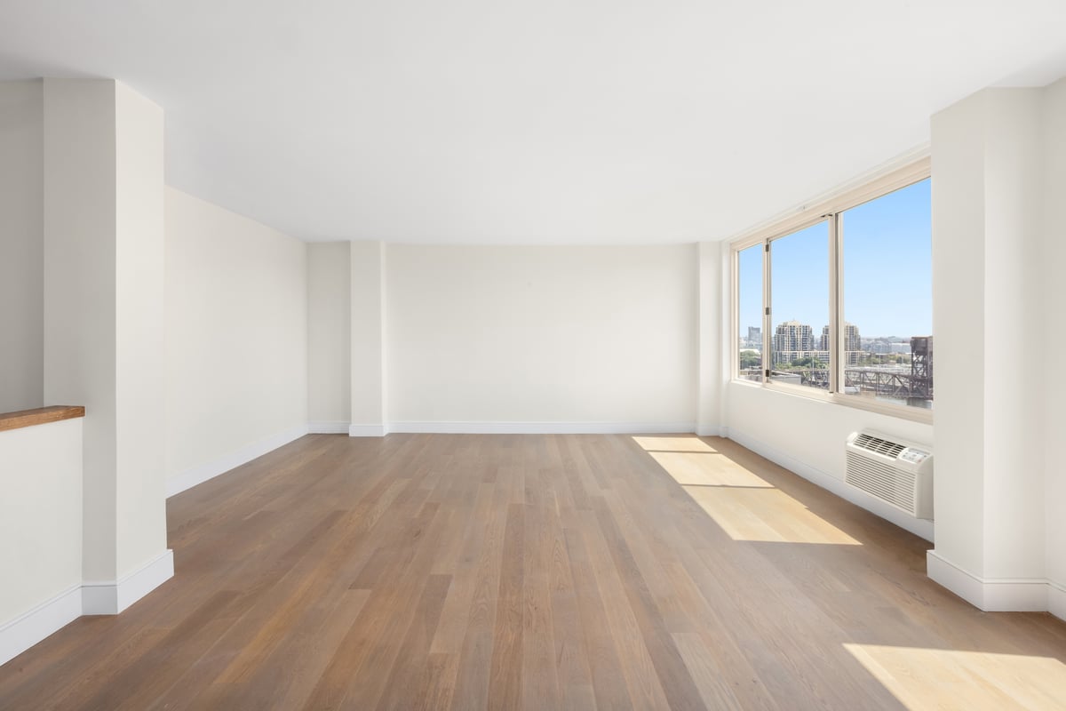 Photo for Island House - 555 Main Street Condominium in Roosevelt Island, Manhattan