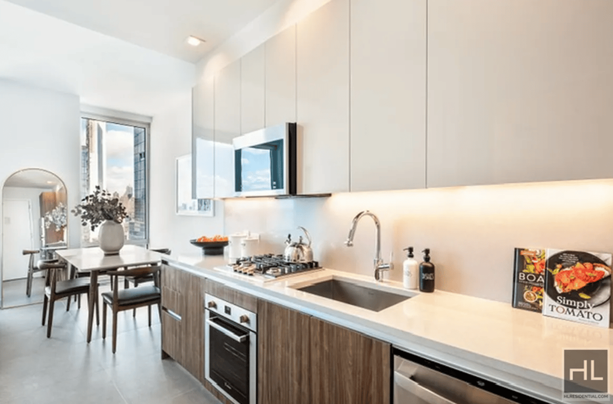 Photo for 606 WEST 30TH - 606 West 30th Street Rental Building in Hudson Yards, Manhattan