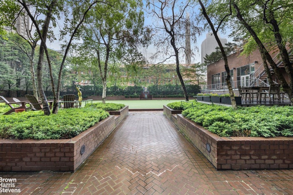 Photo for 515 East 72 - 515 East 72nd Street Condominium in Upper East Side, Manhattan