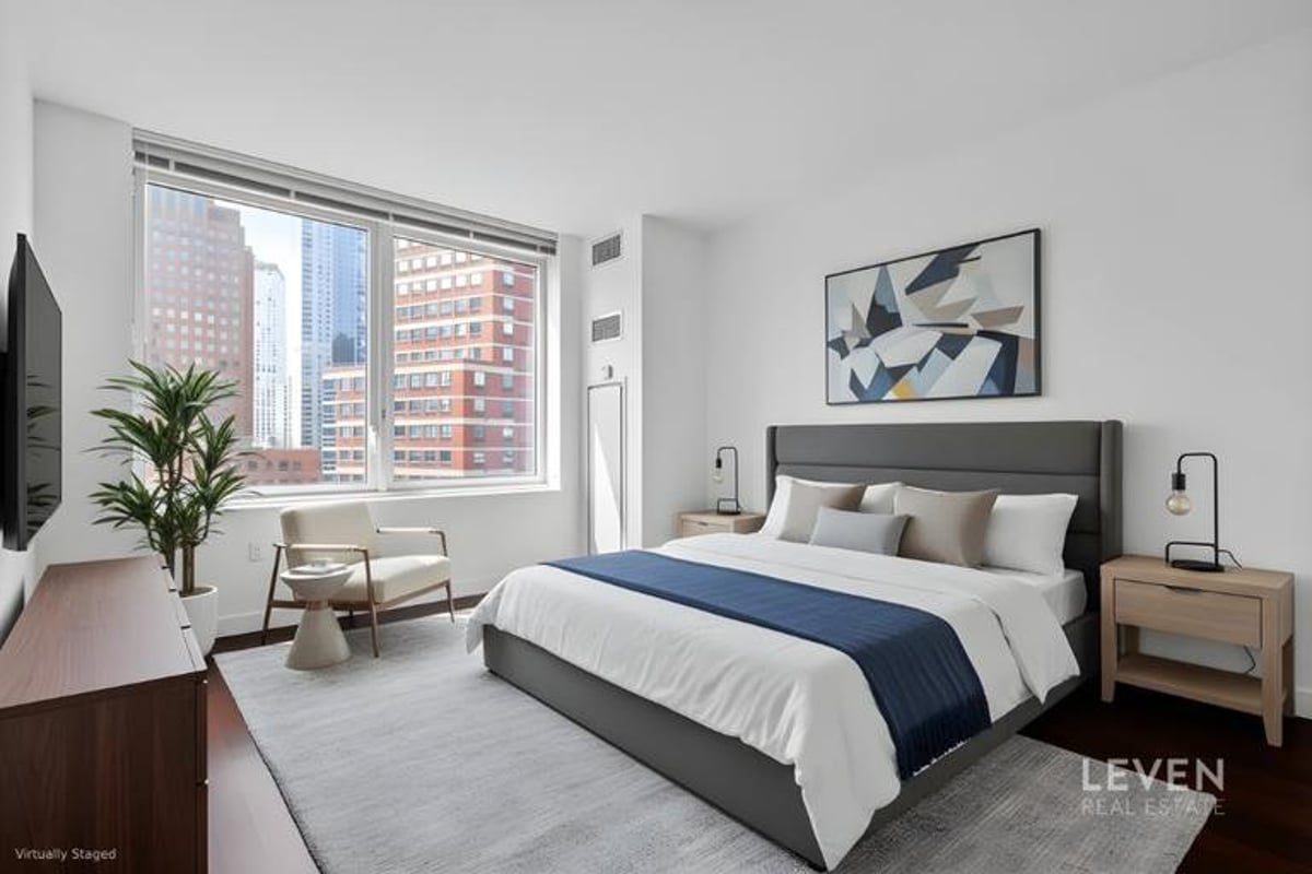 Photo for Oro - 306 Gold Street Condominium in Downtown Brooklyn, Brooklyn