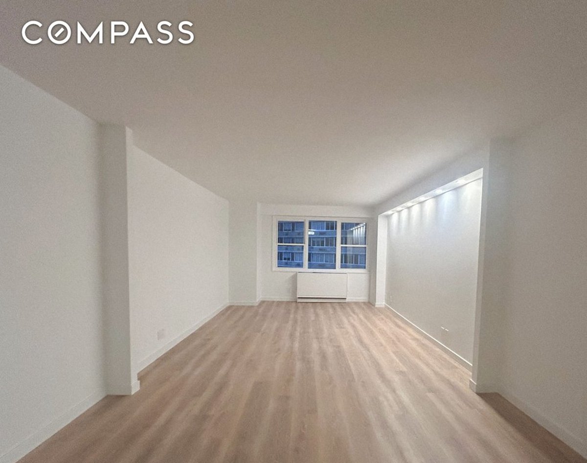 Photo for The Revere - 400 East 54th Street Condominium in Midtown East, Manhattan