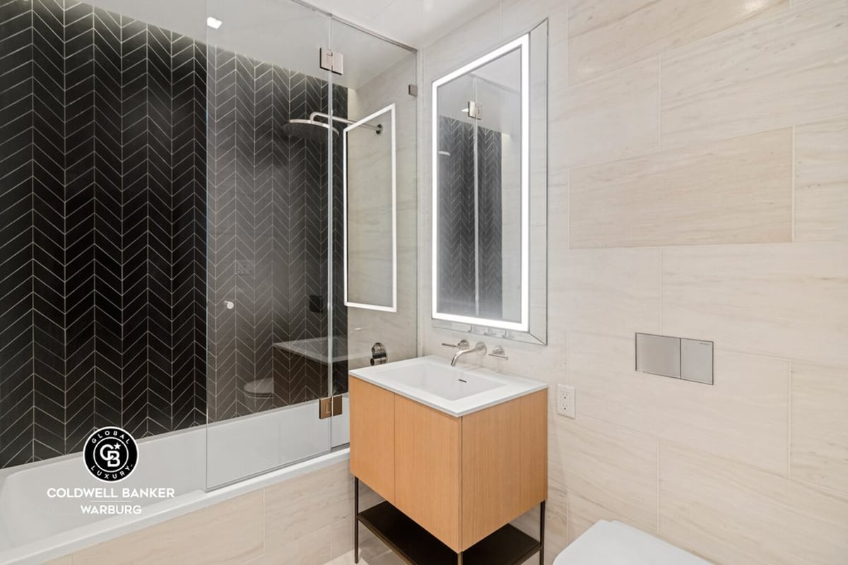 Photo for Maverick - 215 West 28th Street Condominium in Chelsea, Manhattan