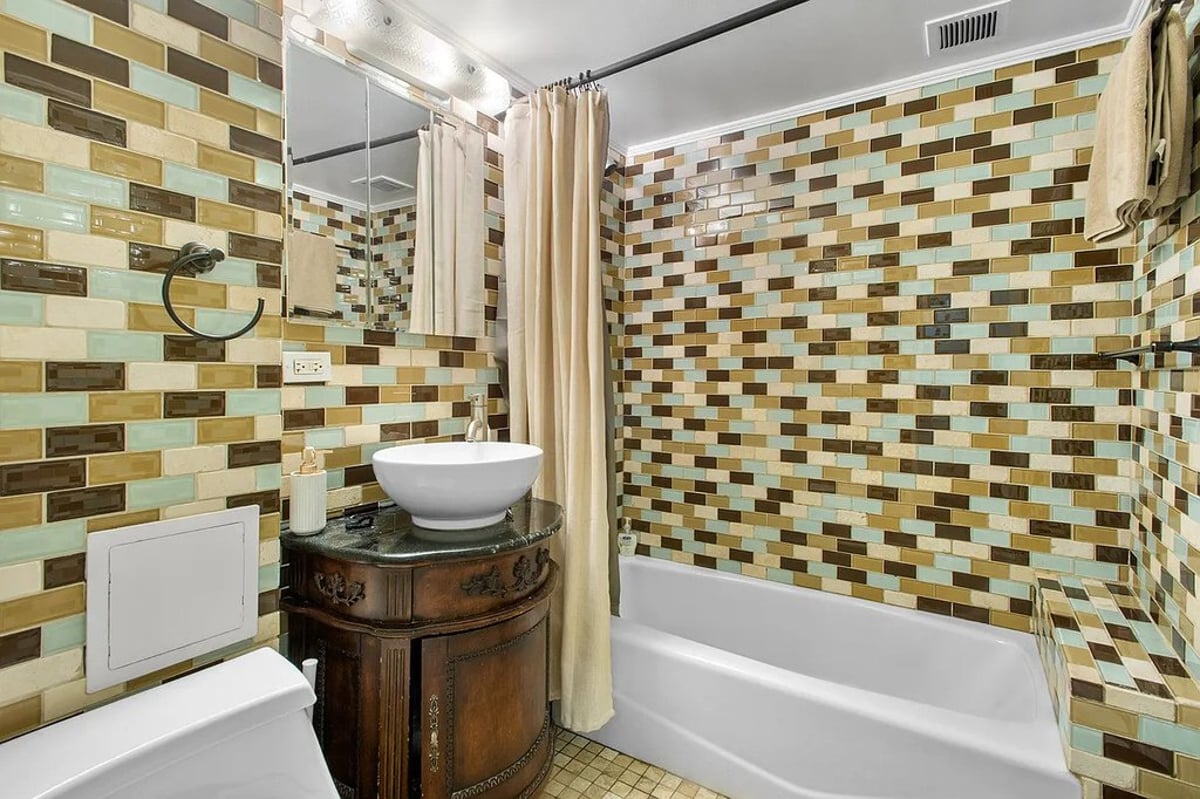 Photo for Beekman Condominium - 350 East 62nd Street Condominium in Upper East Side, Manhattan