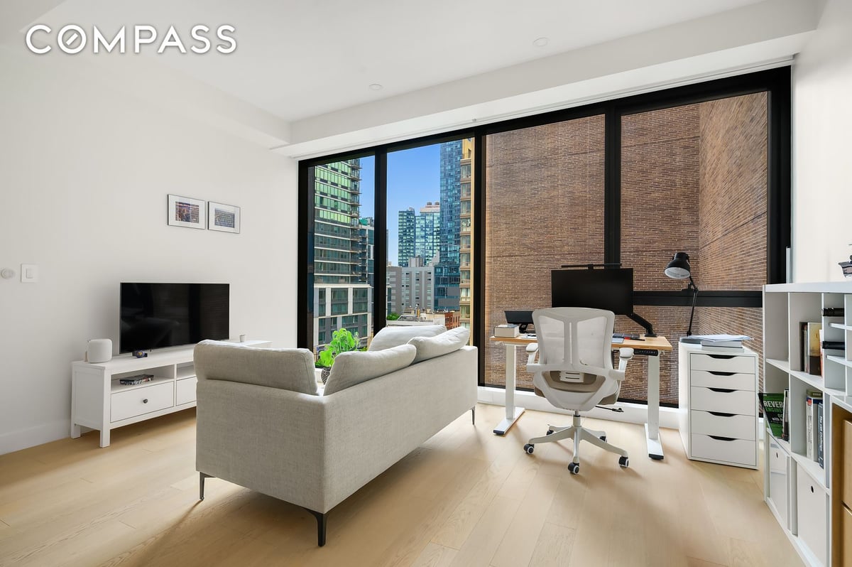 Photo for 5 Court Square - 5 Court Square Condominium in Long Island City, Queens