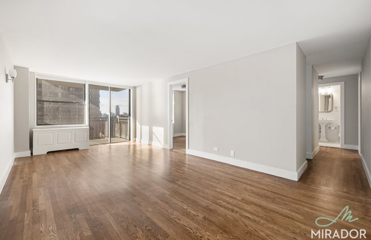 Photo for New York Tower - 330 East 39th Street Rental Building in Midtown East, Manhattan