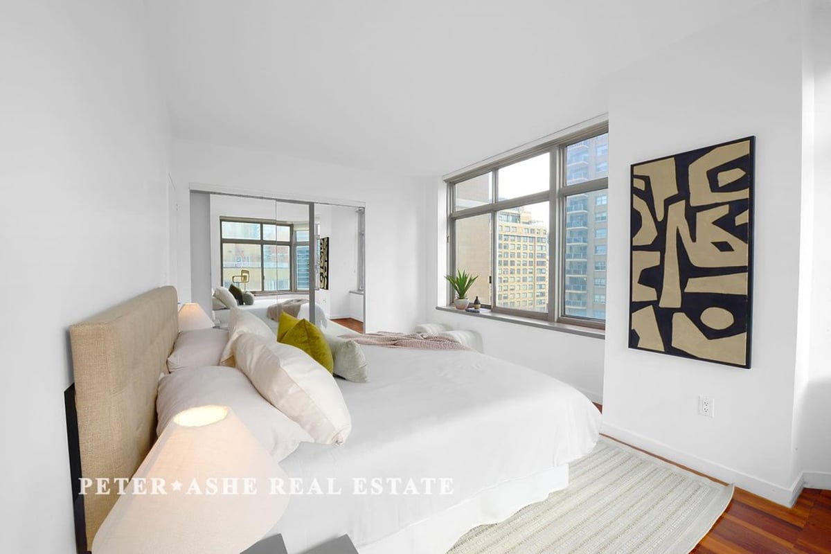 Photo for The Royale - 188 East 64th Street Condominium in Upper East Side, Manhattan