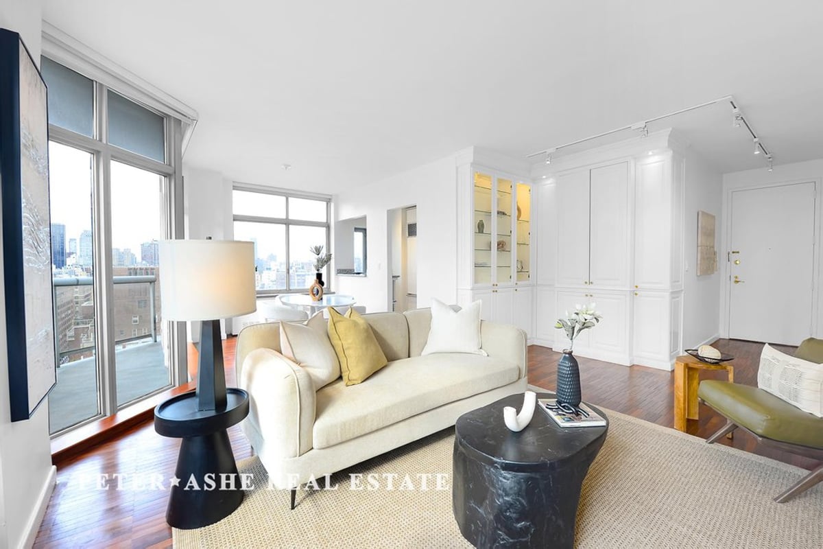 Photo for The Royale - 188 East 64th Street Condominium in Upper East Side, Manhattan