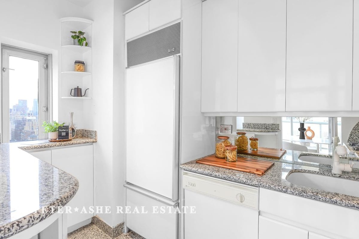 Photo for The Royale - 188 East 64th Street Condominium in Upper East Side, Manhattan