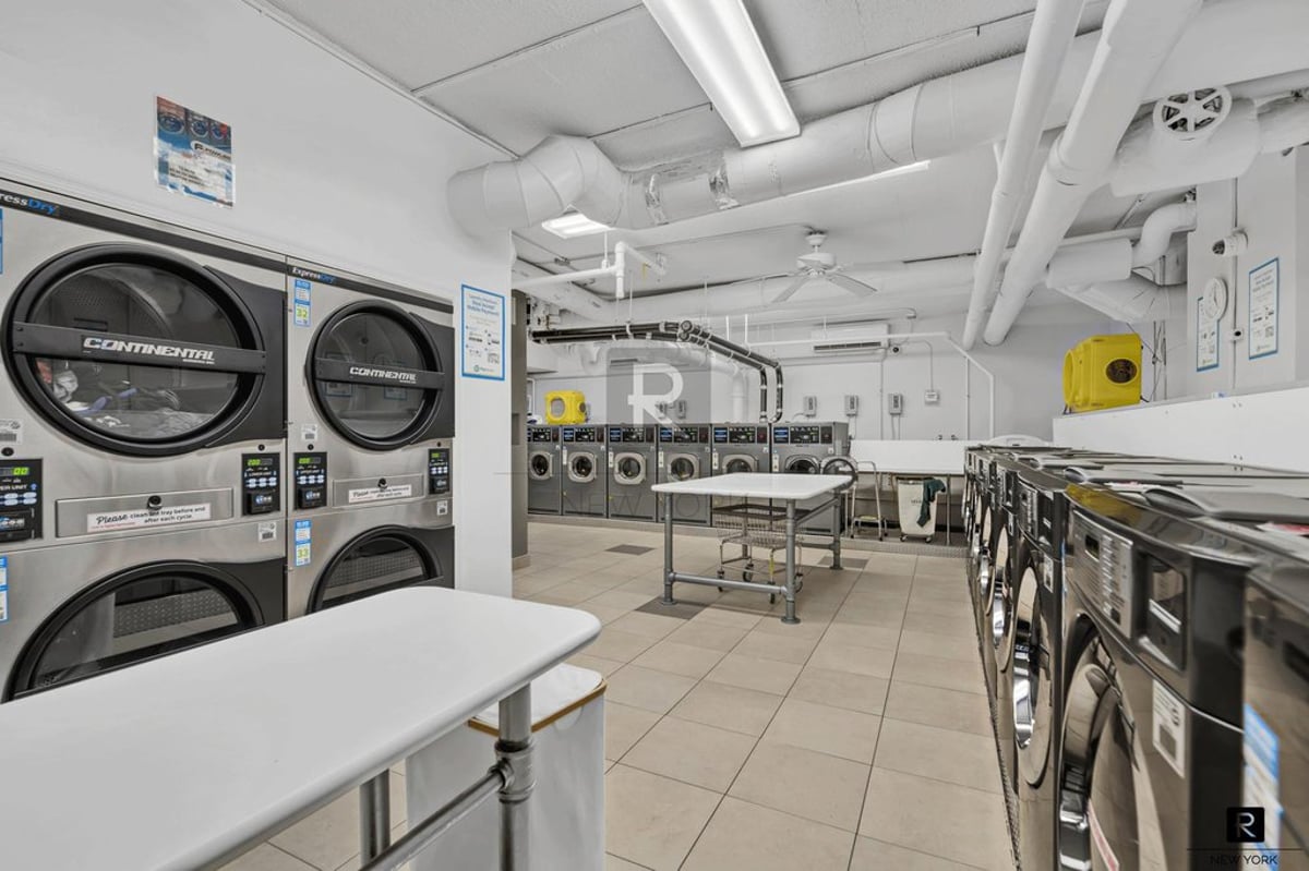 Photo for CPW Towers - 400 Central Park West Condominium in Upper West Side, Manhattan