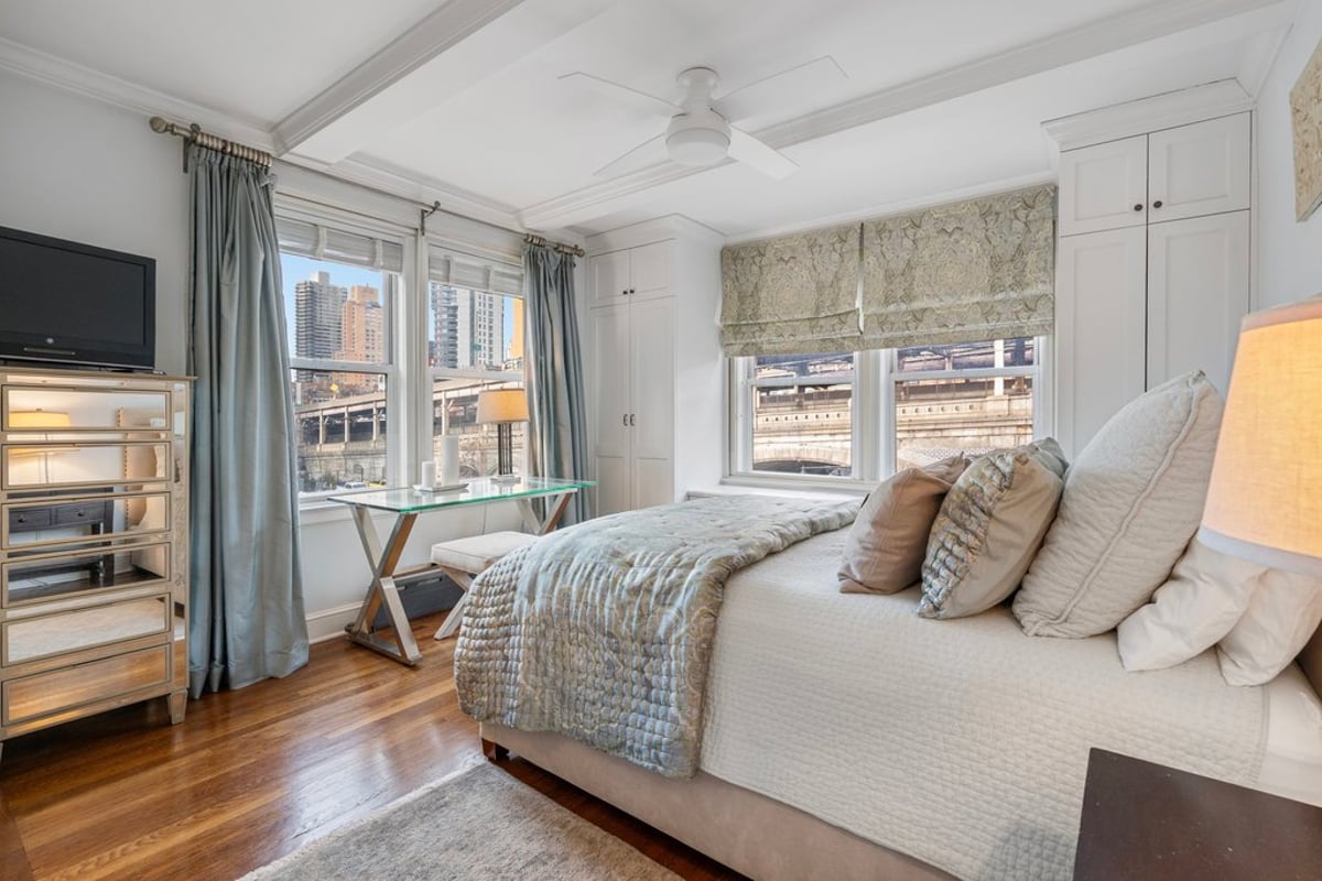 Photo for 400 East 59th Street - 400 East 59th Street Cooperative in Midtown East, Manhattan