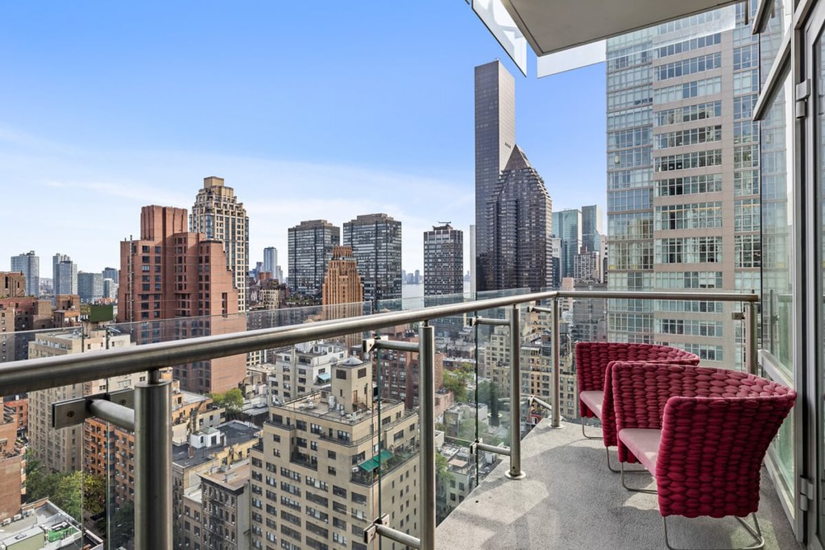 Photo for Three Ten - 310 East 53rd Street Condominium in Midtown East, Manhattan