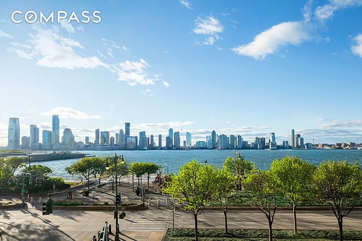 Photo for River Lofts - 92 Laight Street Condominium in Tribeca, Manhattan