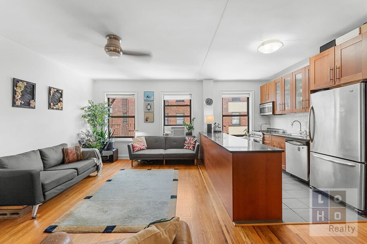 Photo for The Amalgamated Dwellings - 504 Grand Street Cooperative in Lower East Side, Manhattan