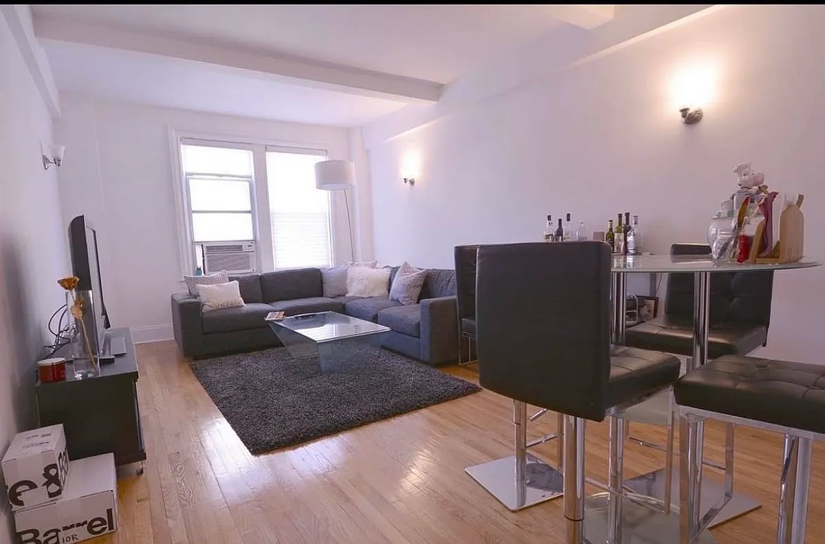 Photo for 212 AMSTERDAM AVENUE - 212 Amsterdam Avenue Rental Building in Lincoln Square, Manhattan