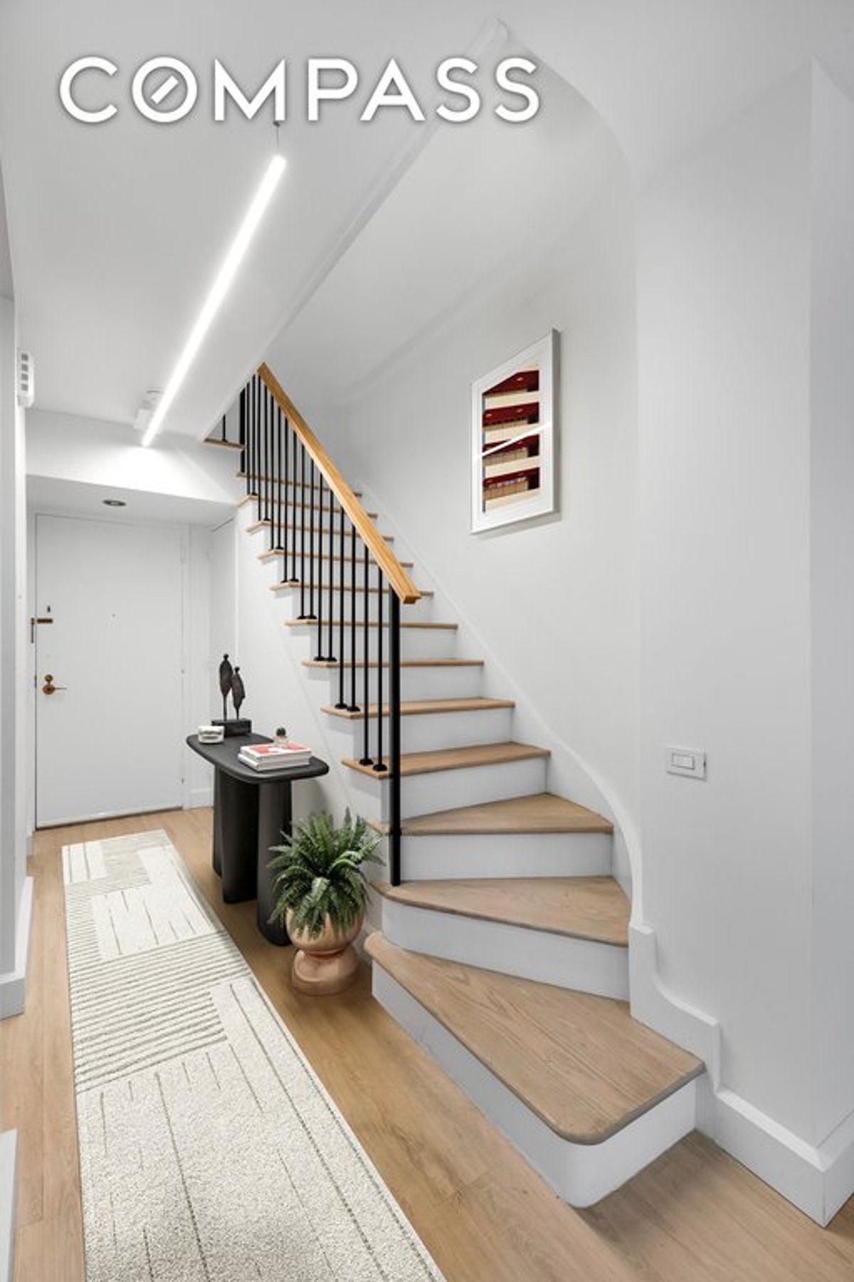 Photo for Savannah - 250 West 89th Street Condominium in Upper West Side, Manhattan