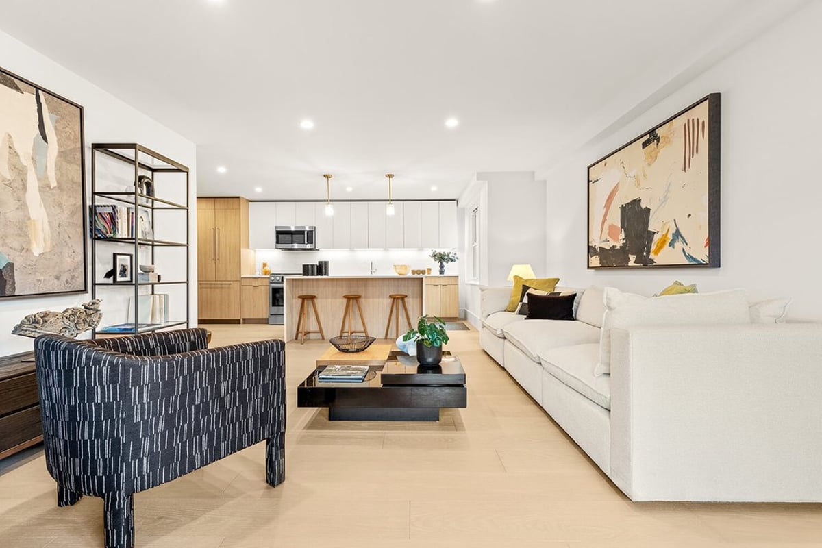 Photo for 175 W 95th Street - 175 West 95th Street Condominium in Upper West Side, Manhattan