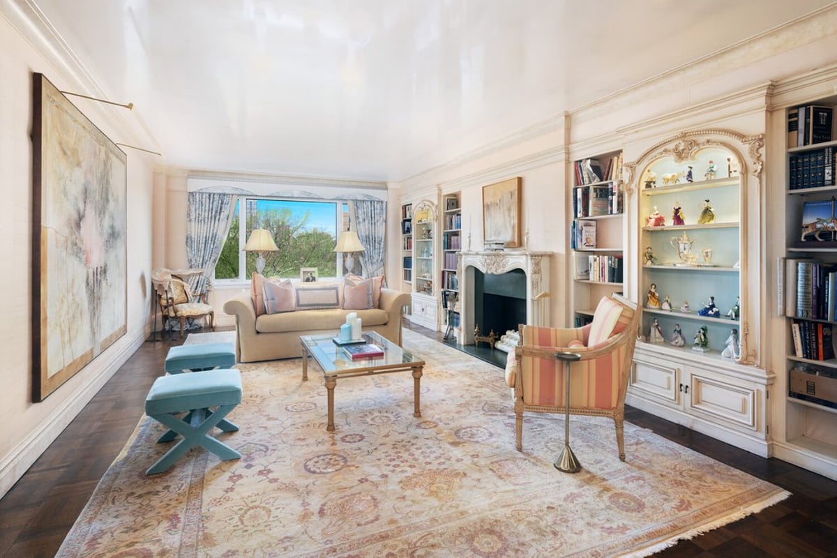 Photo for 870 5th AVENUE - 870 5th Avenue Cooperative in Upper East Side, Manhattan