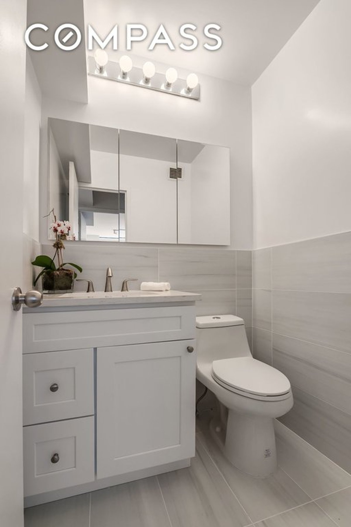 Photo for The Channel Club - 455 East 86th Street Condominium in Upper East Side, Manhattan