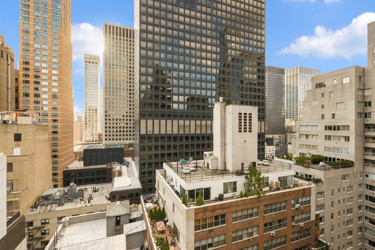 Photo for The Carlton East - 220 East 57th Street Cooperative in Midtown East, Manhattan