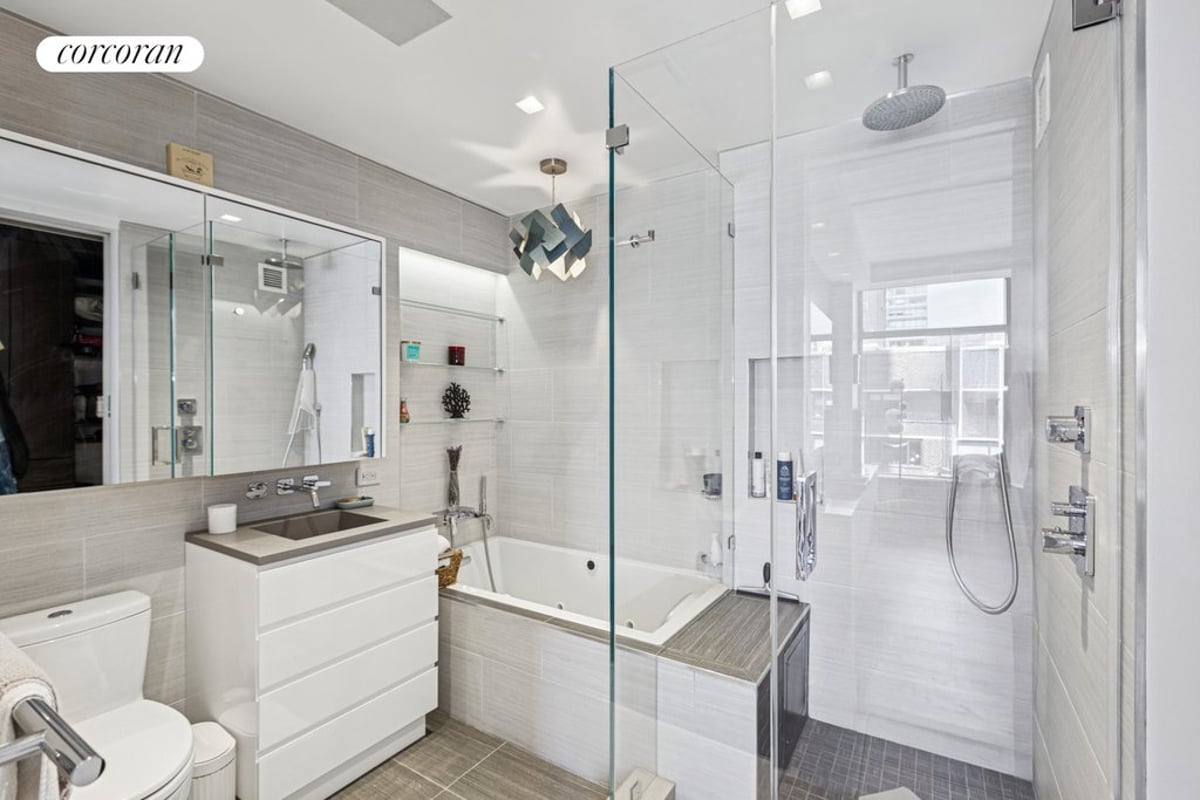 Photo for The Mondrian - 250 East 54th Street Condominium in Midtown East, Manhattan