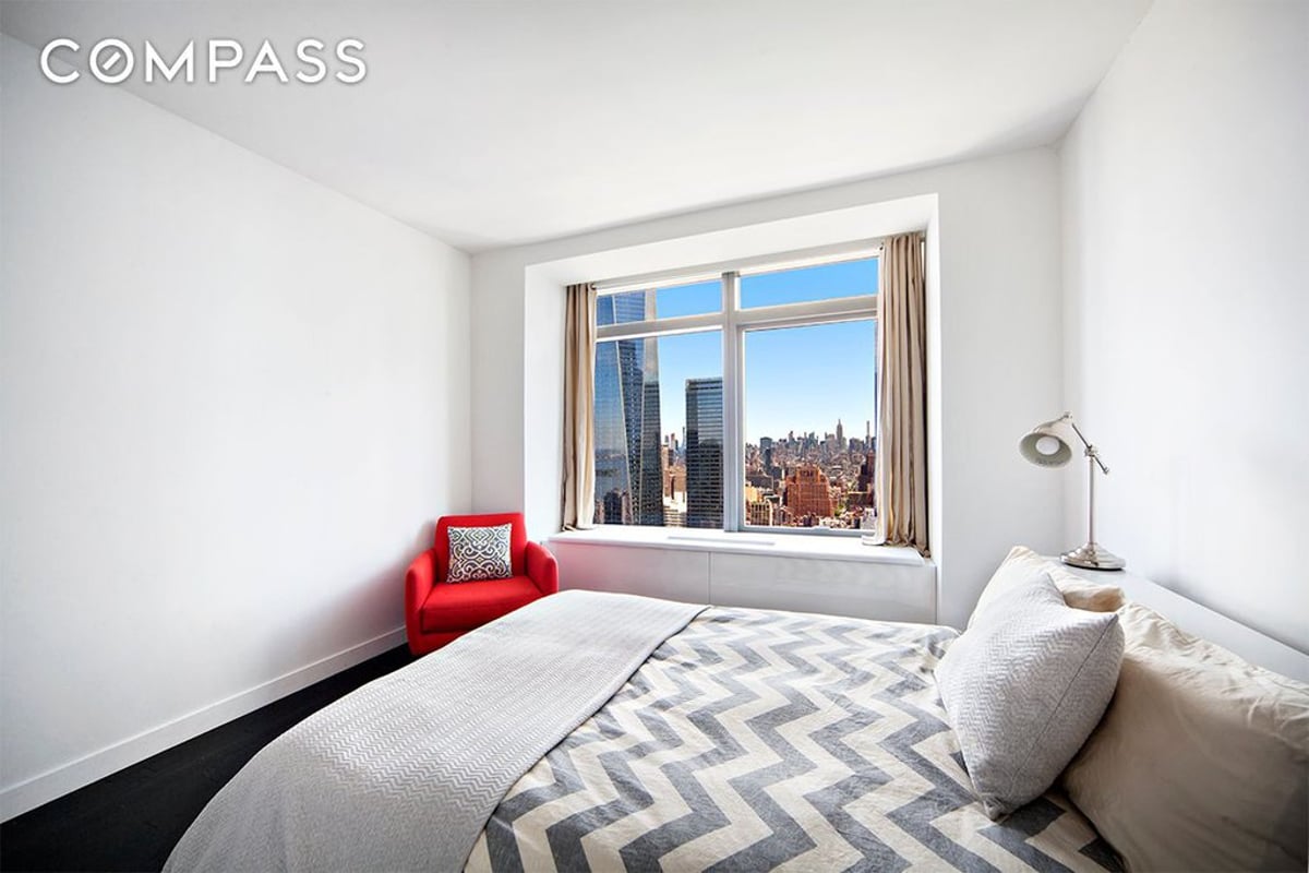 Photo for W Downtown Hotel & Residences - 123 Washington Street Condominium in Financial District, Manhattan