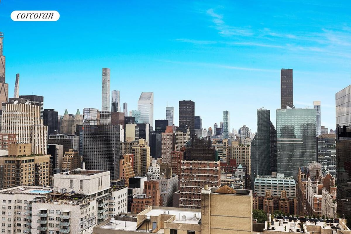 Photo for The Corinthian - 330 East 38th Street Condominium in Murray Hill, Manhattan