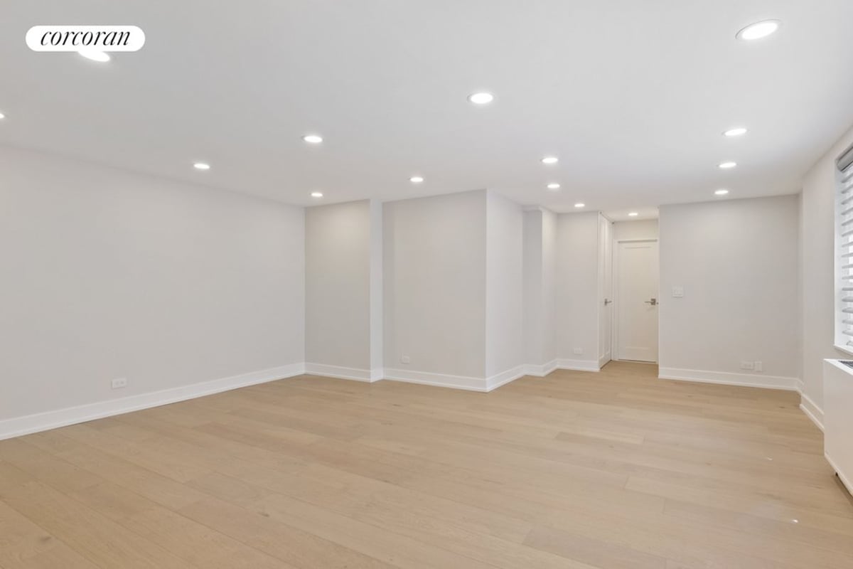 Photo for 200 East 24th Street - 200 East 24th Street Cooperative in Chelsea, Manhattan