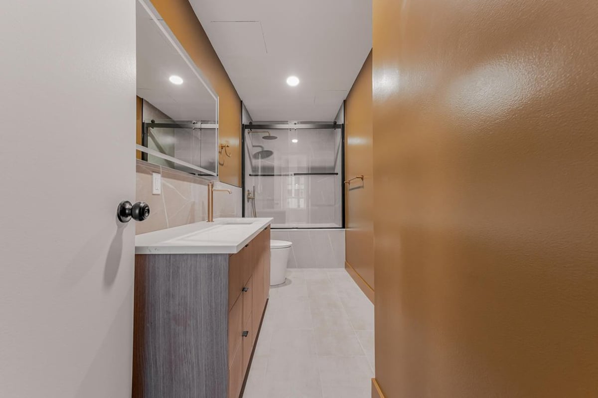 Photo for Metropolitan Tower - 146 West 57th Street Condominium in Midtown, Manhattan