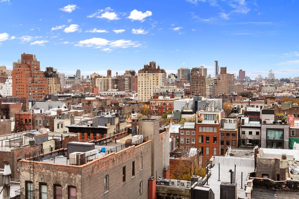 Photo for 302 West 12th Street - 302 West 12th Street Condominium in West Village, Manhattan