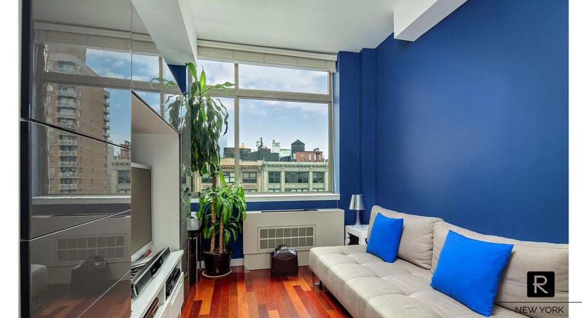 Photo for Crossing 23rd - 121 East 23rd Street Condominium in Gramercy Park, Manhattan