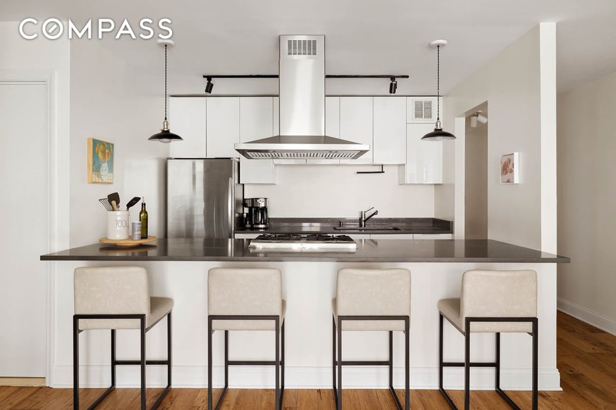 Photo for Sequoia - 222 West 14th Street Condominium in West Village, Manhattan