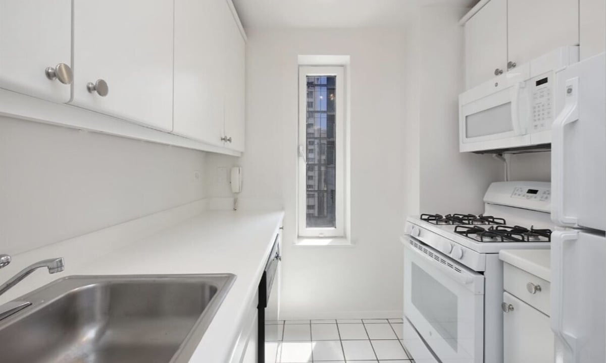 Photo for Trump Parc - 106 Central Park South Condominium in Midtown, Manhattan