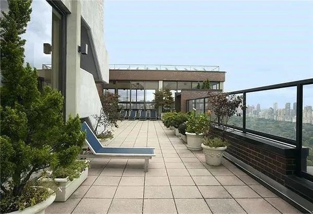 Photo for 1239 Madison Avenue - 45 East 89th Street Condominium in Carnegie Hill, Manhattan