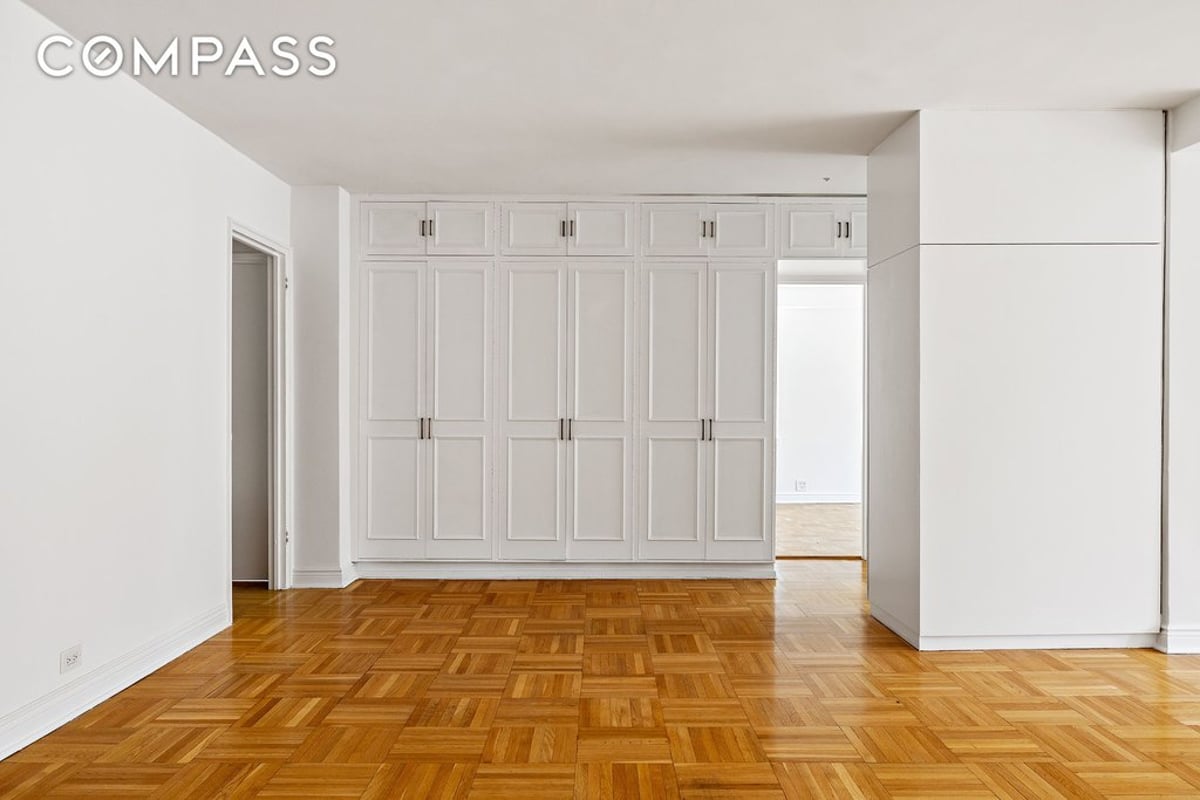 Photo for Sutton Manor - 411 East 53rd Street Condominium in Midtown East, Manhattan