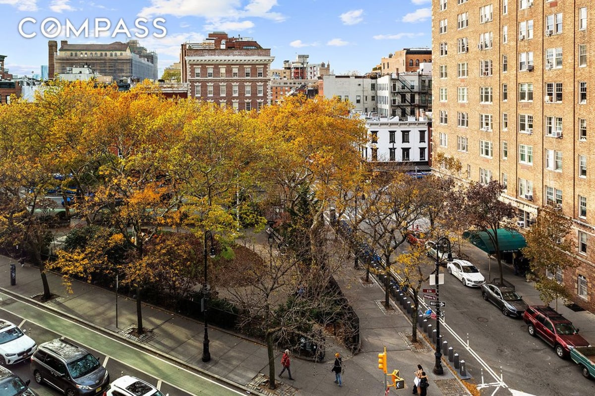 Photo for 302 West 12th Street - 302 West 12th Street Condominium in West Village, Manhattan