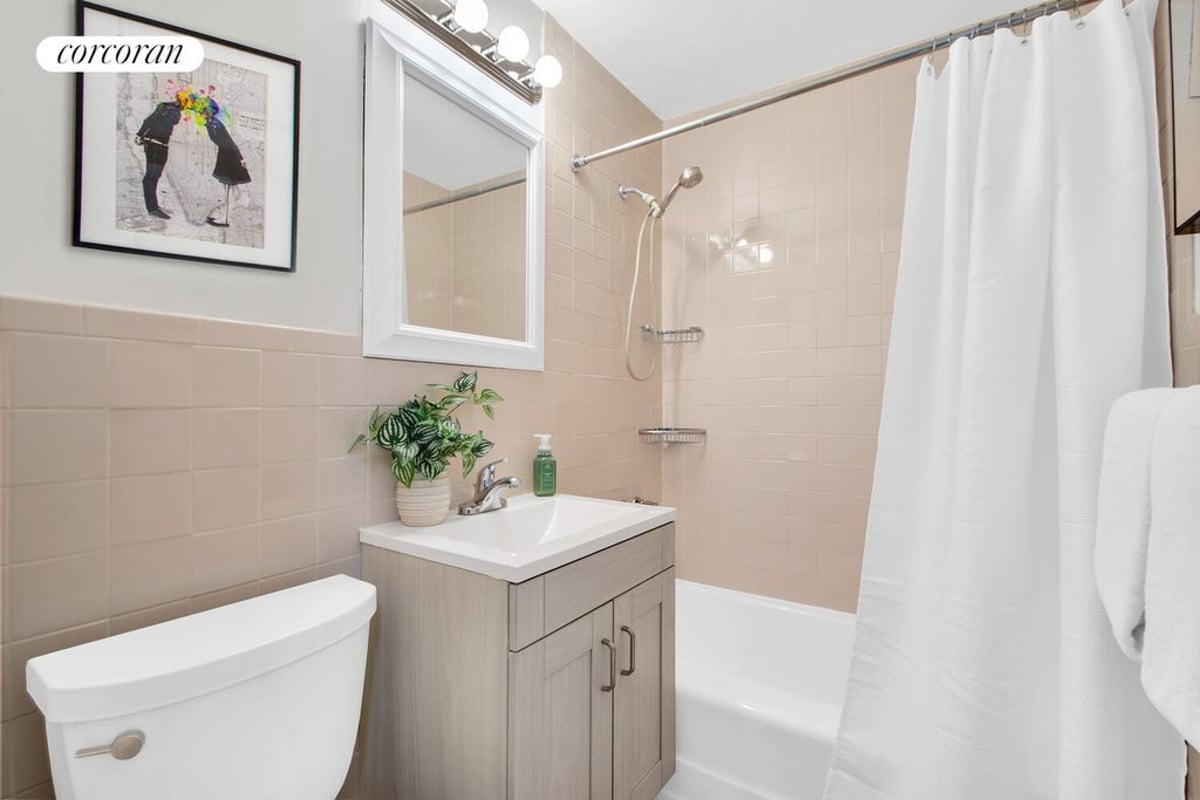 Photo for The Spruce Ridge House - 245 East 25th Street Cooperative in Kips Bay, Manhattan