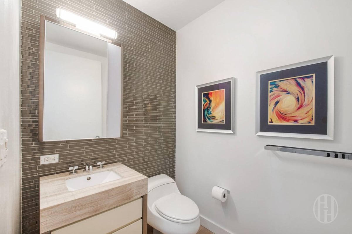 Photo for 75 Wall Street - 75 Wall Street Condominium in Financial District, Manhattan