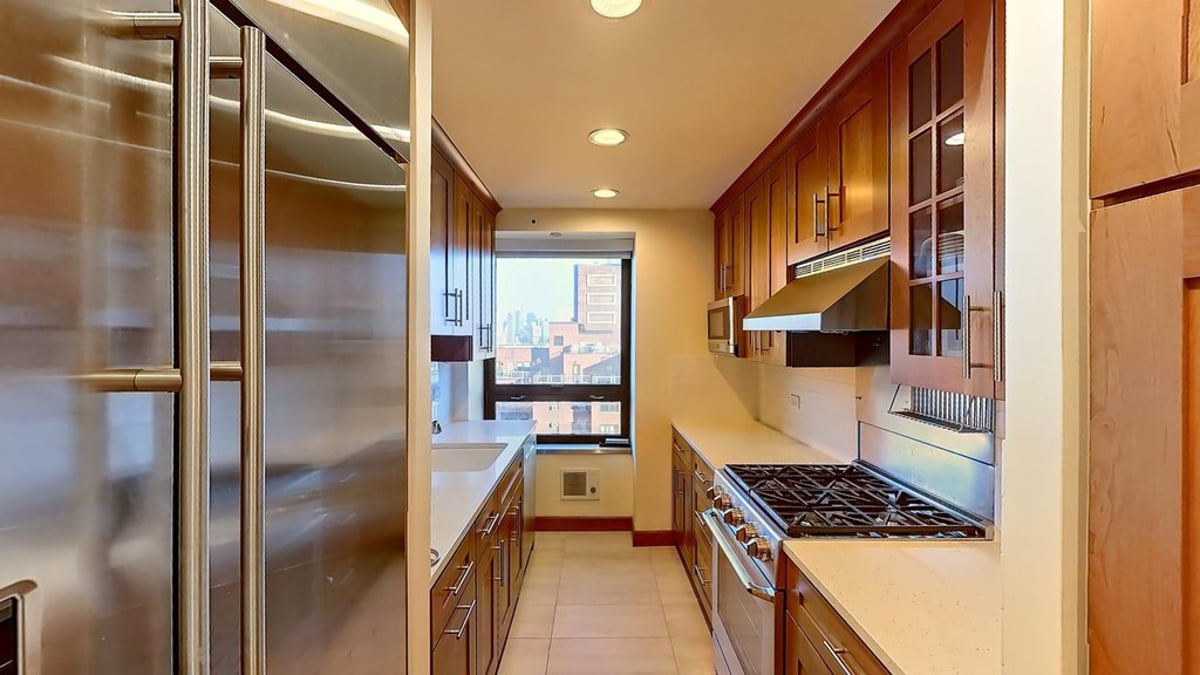 Photo for The St. James's Tower - 415 East 54th Street Condominium in Midtown East, Manhattan