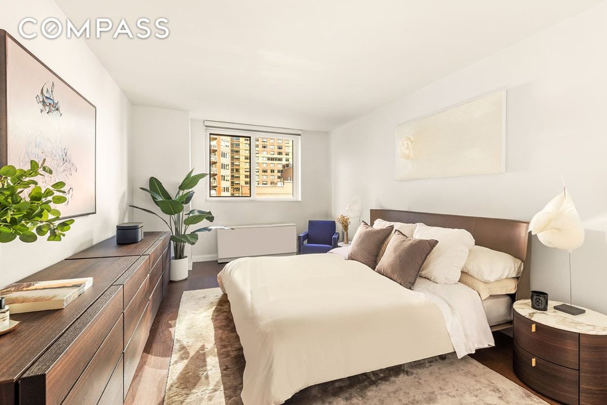 Photo for Carnegie Park Condominium - 200 East 94th Street Condominium in Upper East Side, Manhattan