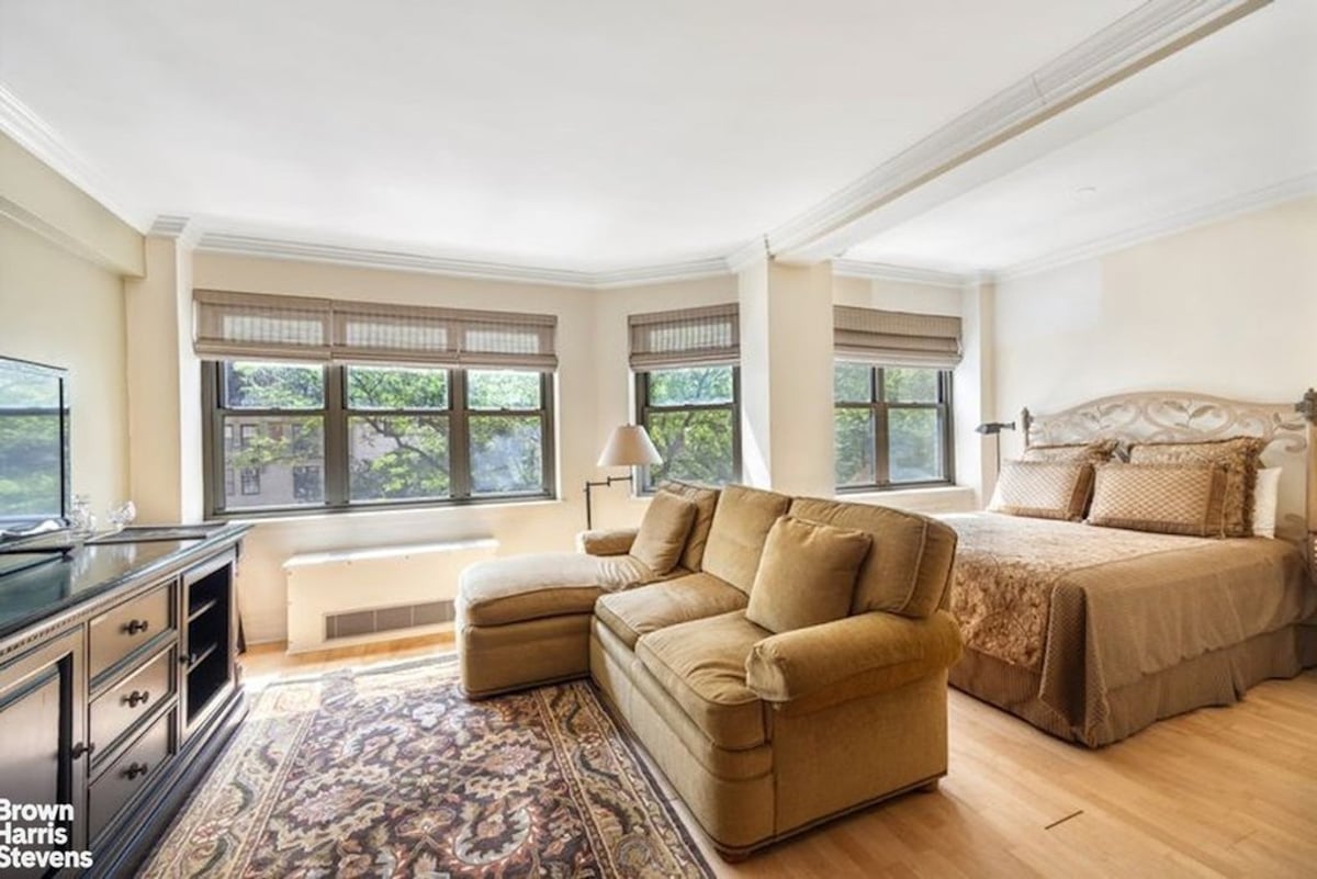 Photo for 80 Park Avenue - 80 Park Ave. Condominium in Murray Hill, Manhattan